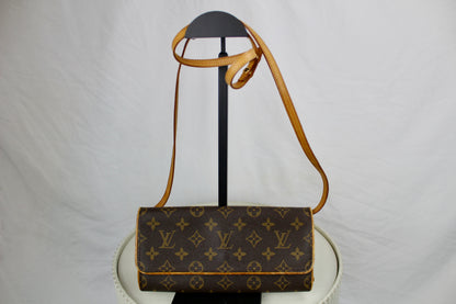 Louis Vuitton Pochette Twin GM