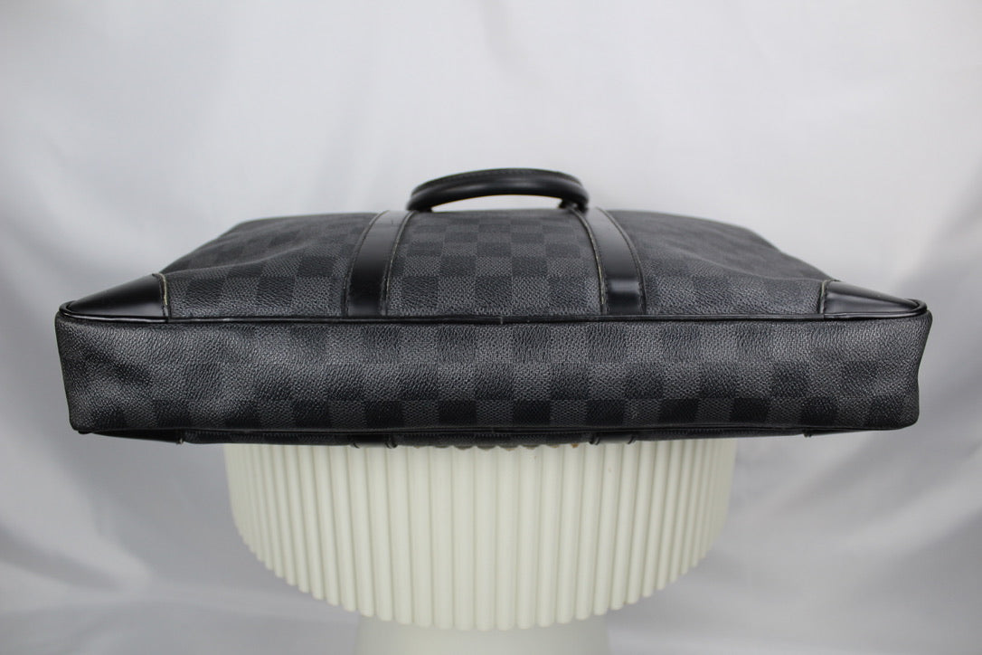 Louis Vuitton Porte Documents Voyage