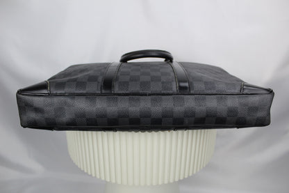 Louis Vuitton Porte Documents Voyage