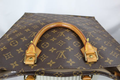 Louis Vuitton Sac Plat