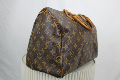 Louis Vuitton Speedy 30
