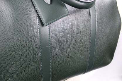 Louis Vuitton Taiga Kendall