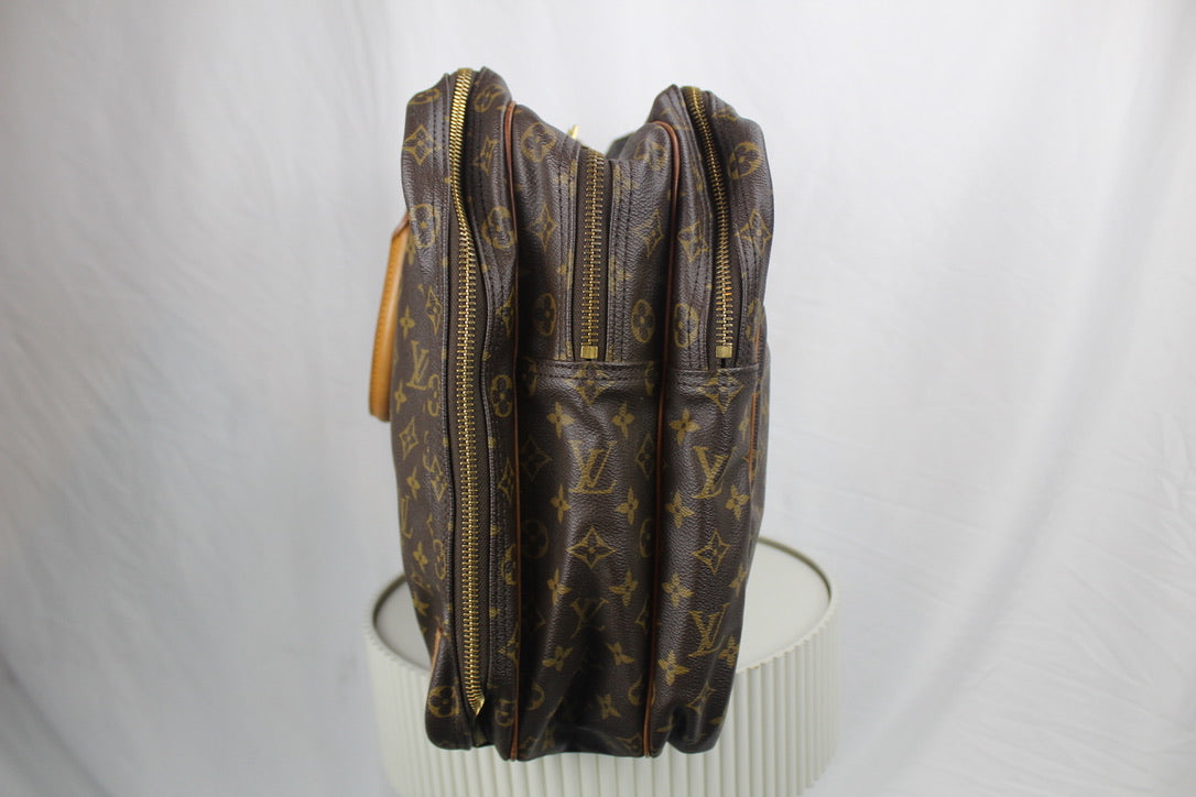 Louis Vuitton Sirius 55