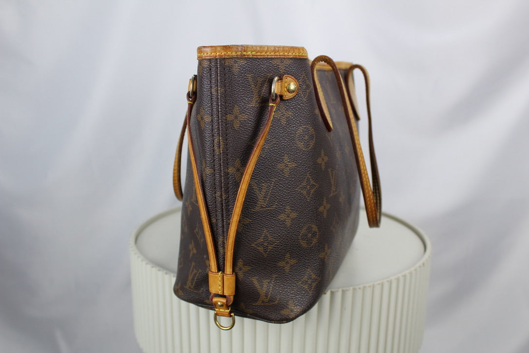 Louis Vuitton Neverfull PM