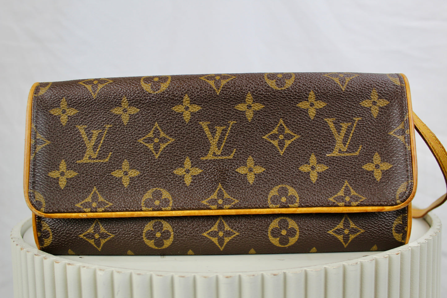 Louis Vuitton Pochette Twin GM