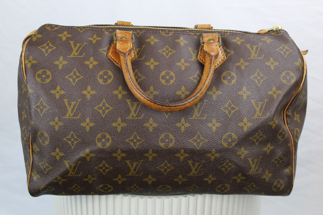 Louis Vuitton Speedy 35