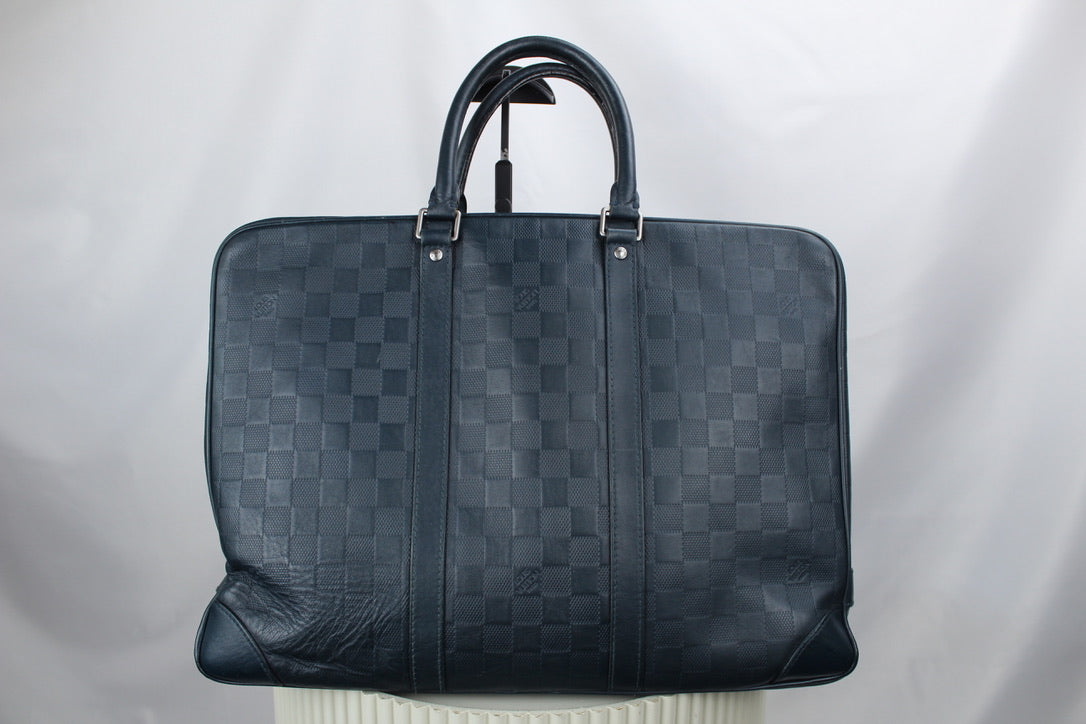 Louis Vuitton Porte Documents Voyage Neptune