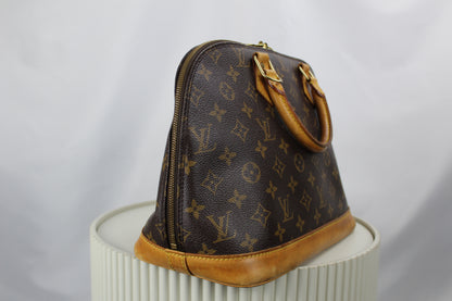 Louis Vuitton Alma