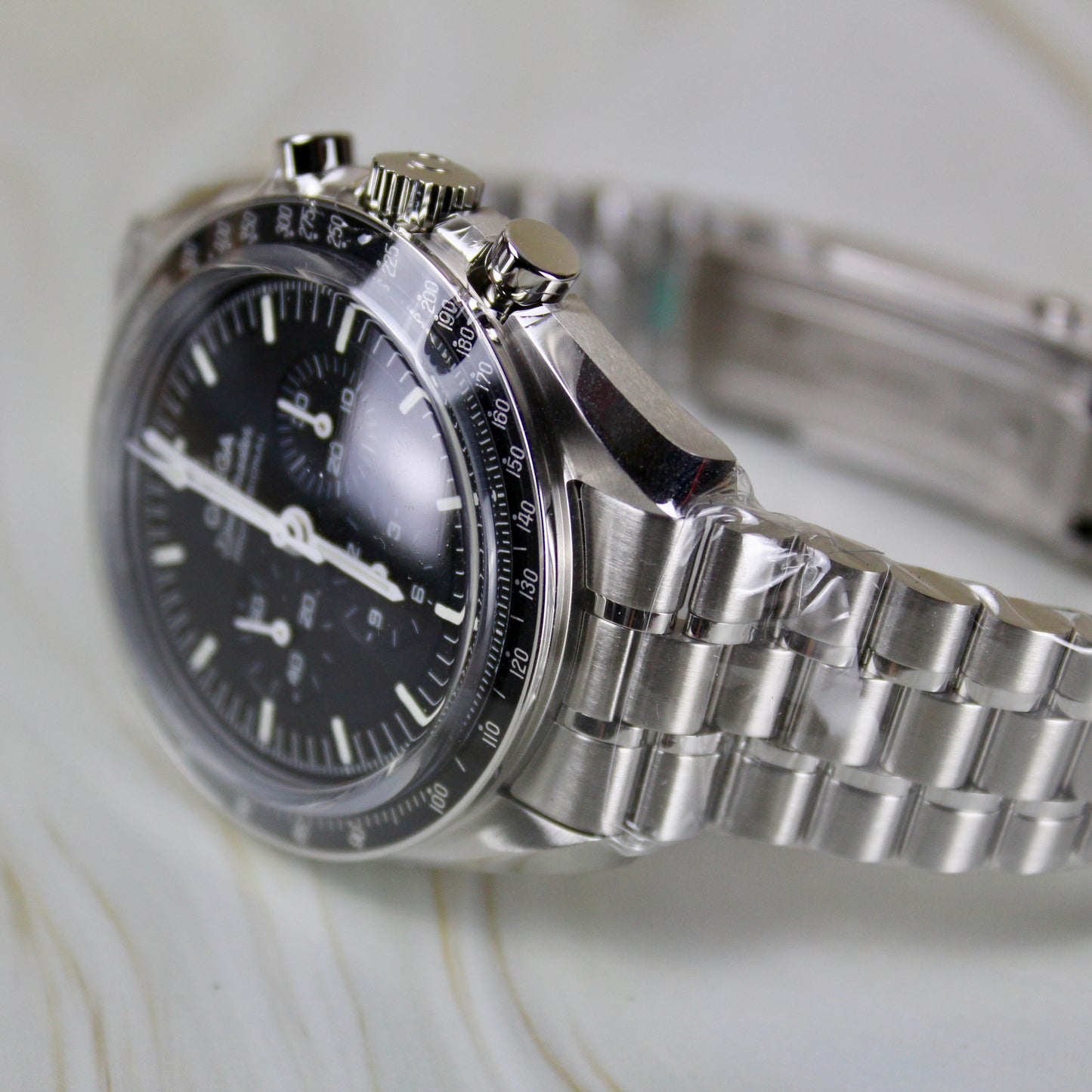 Omega Speedmaster Professional Moonwatch - 310.30.42.50.01.002