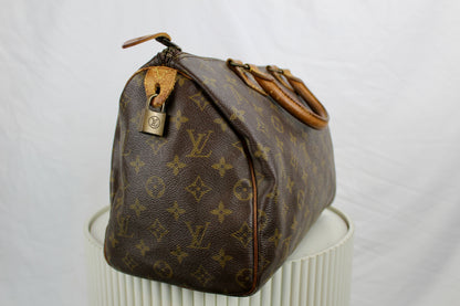 Louis Vuitton Speedy 30
