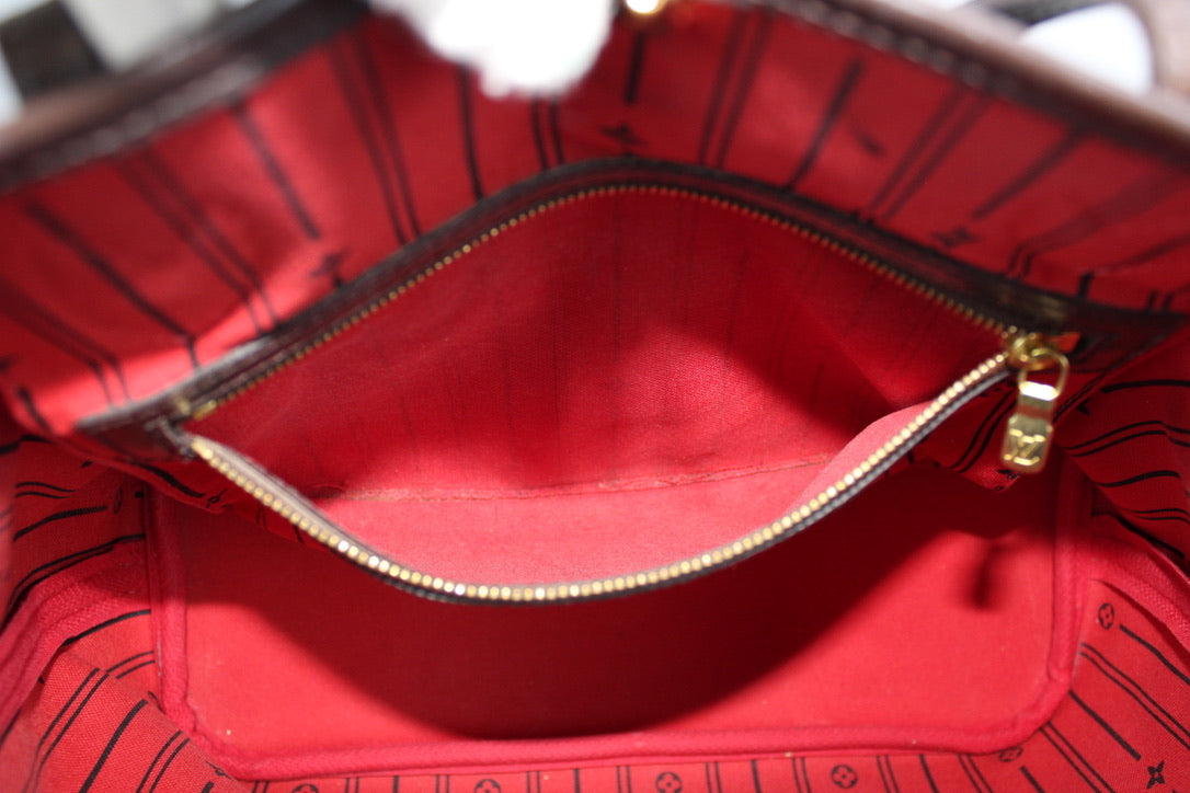 Louis Vuitton Neverfull PM