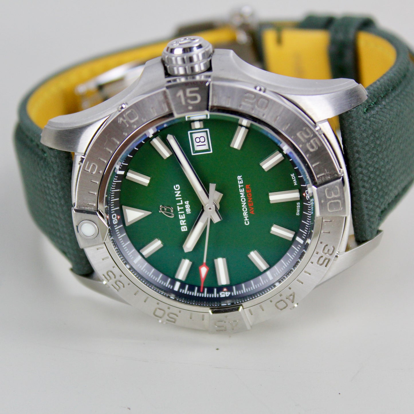 Breitling Avenger 42 - A17328 - Green