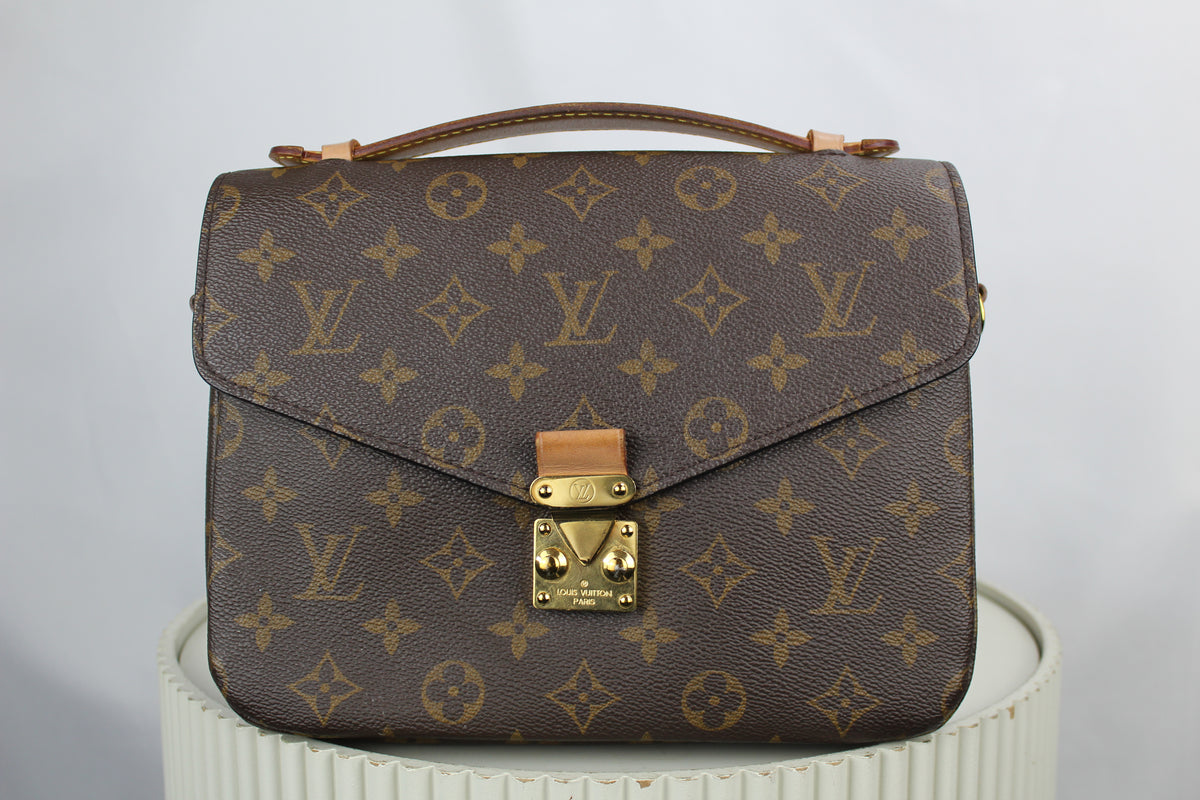 Louis Vuitton Pochette Metis MM