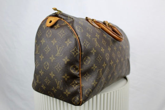 Louis Vuitton Speedy 35