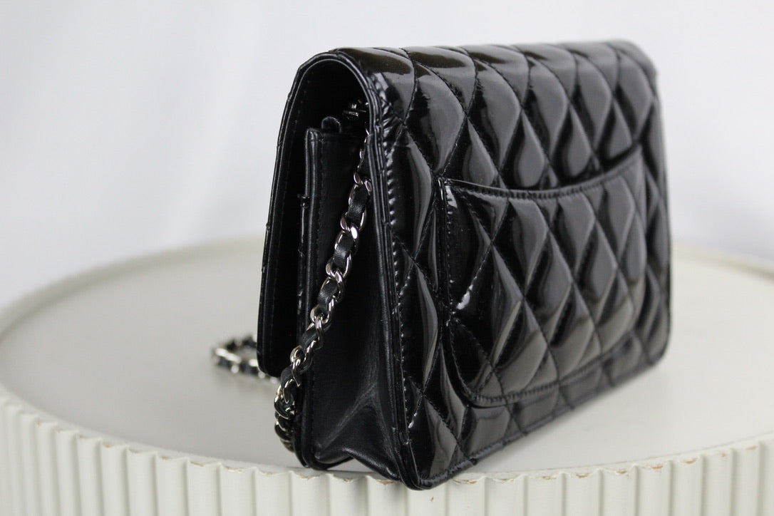 Chanel Wallet on Chain