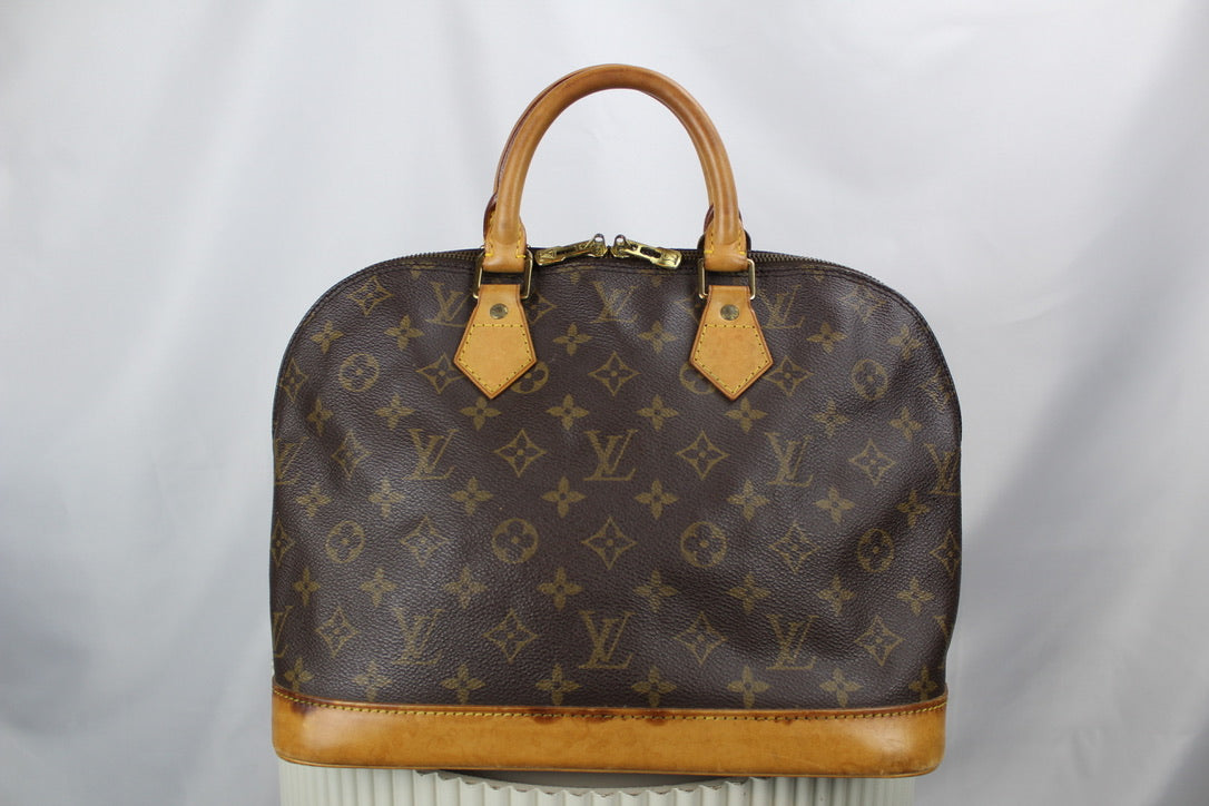 Louis Vuitton Alma PM