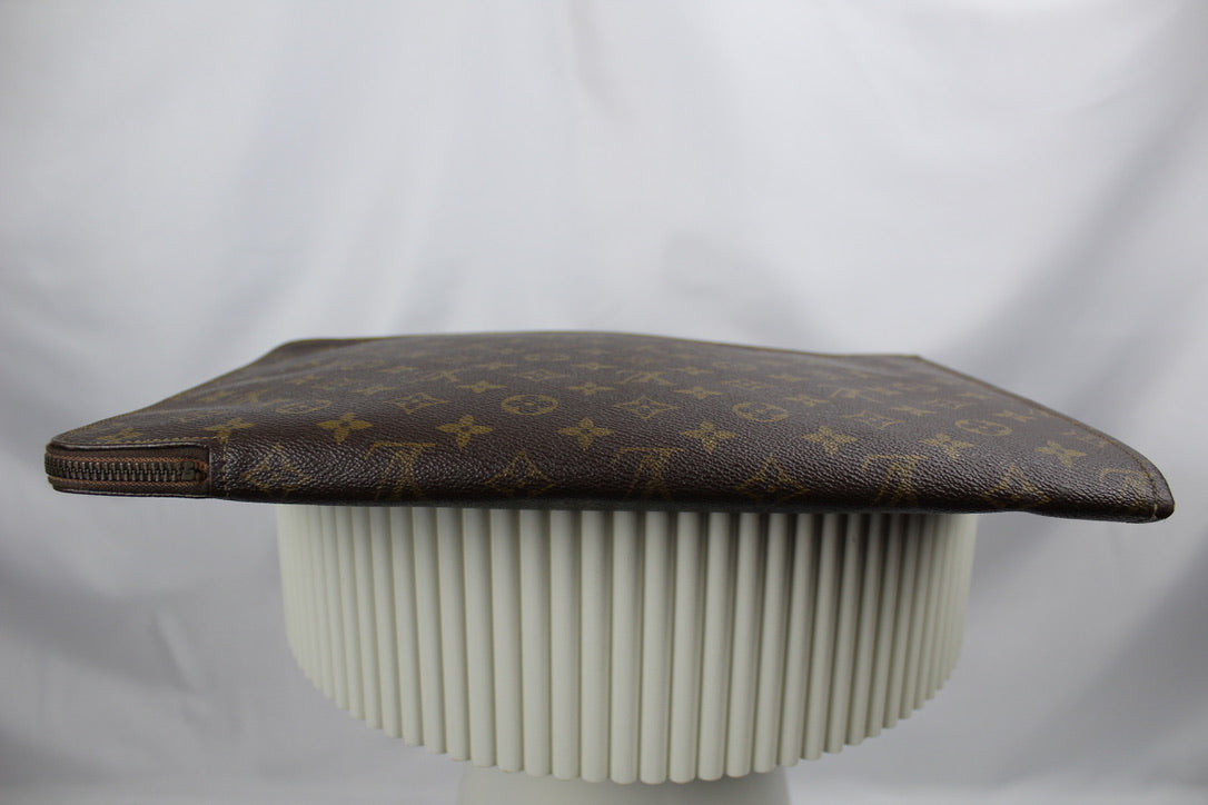 Louis Vuitton Pochette Documents