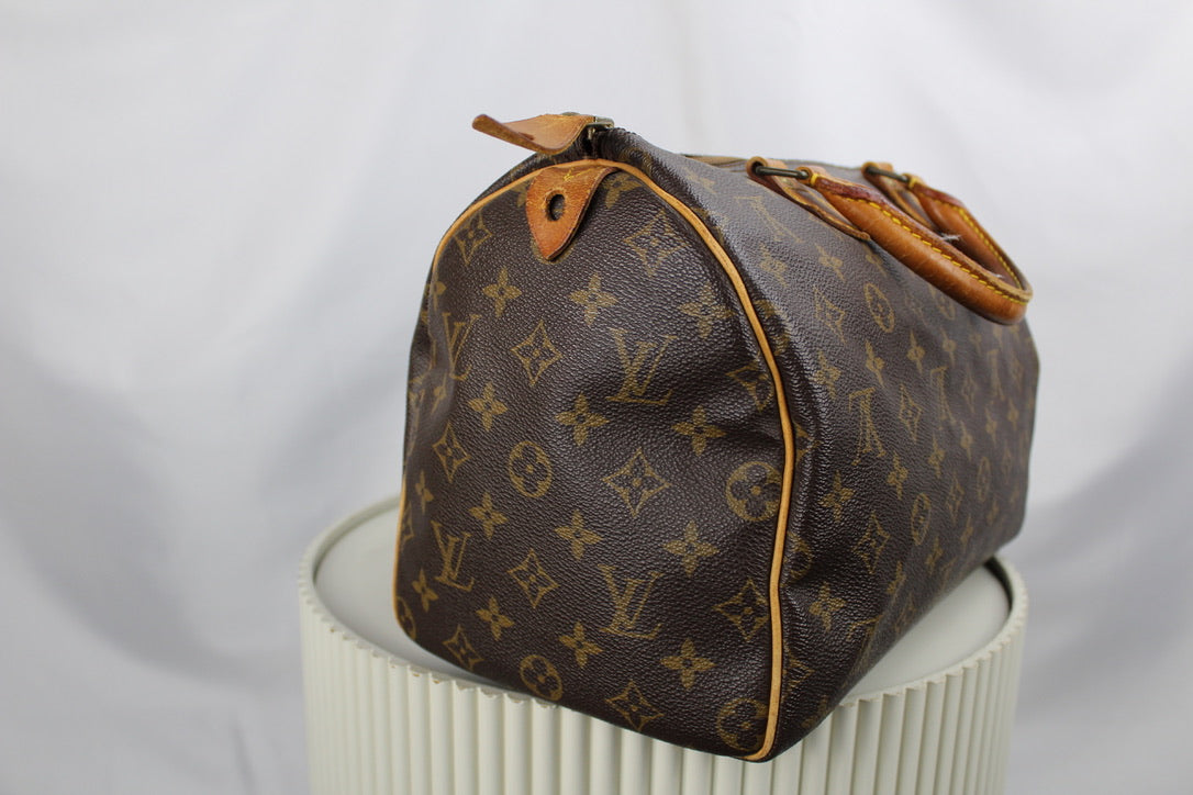 Louis Vuitton Speedy 30