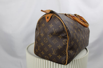 Louis Vuitton Speedy 30
