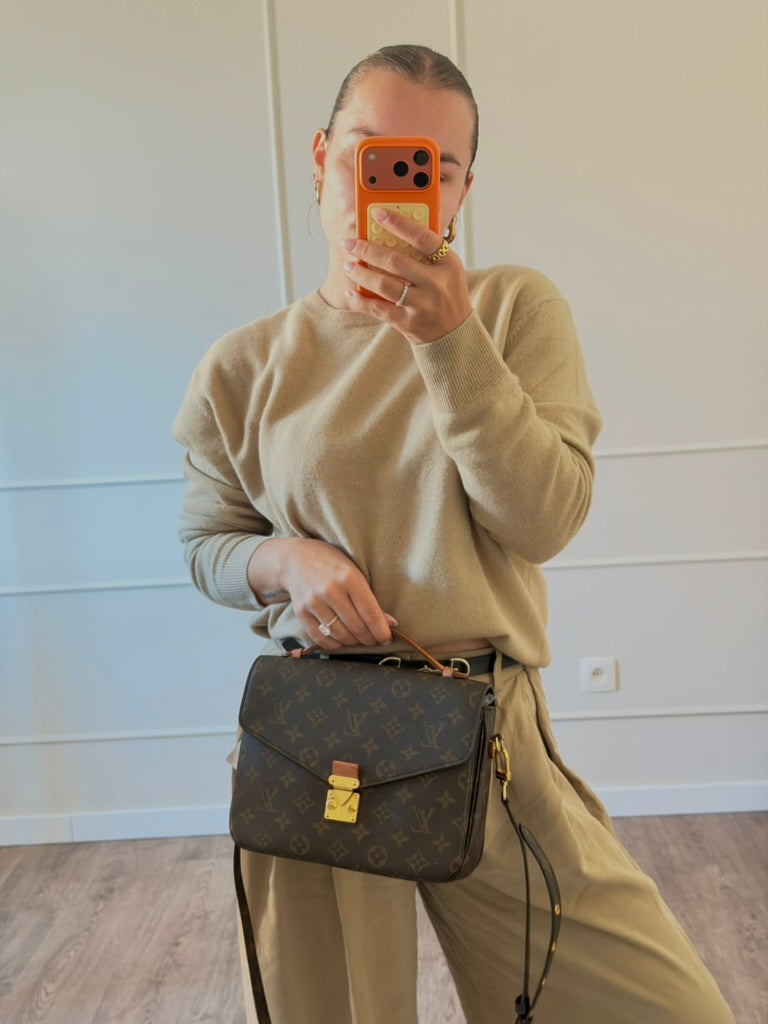 Louis Vuitton Pochette Metis MM