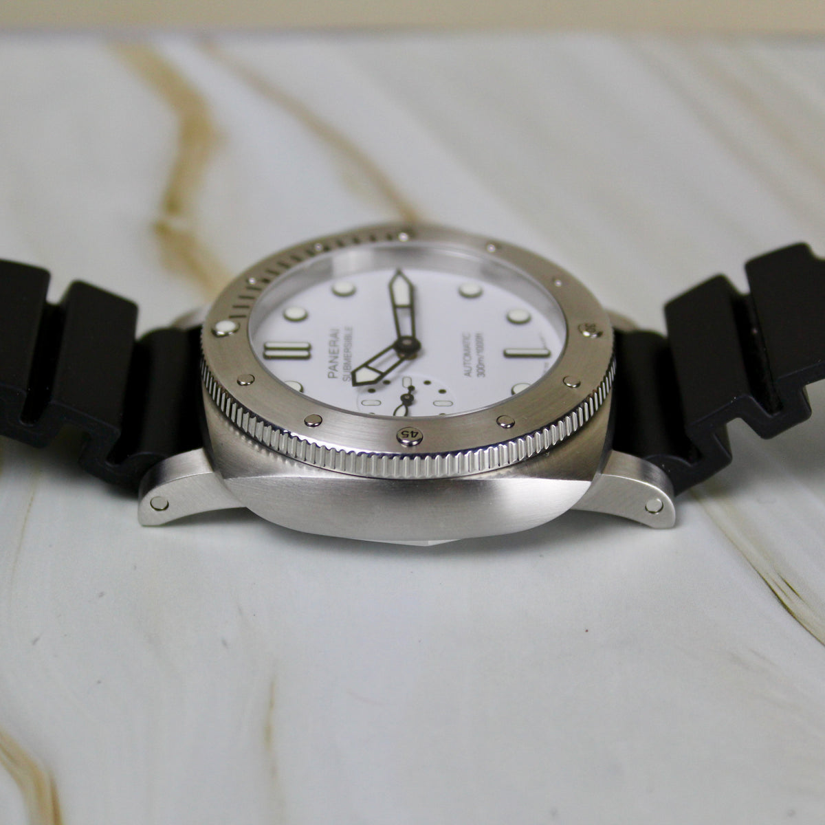Panerai Luminor Submersible - PAM02223