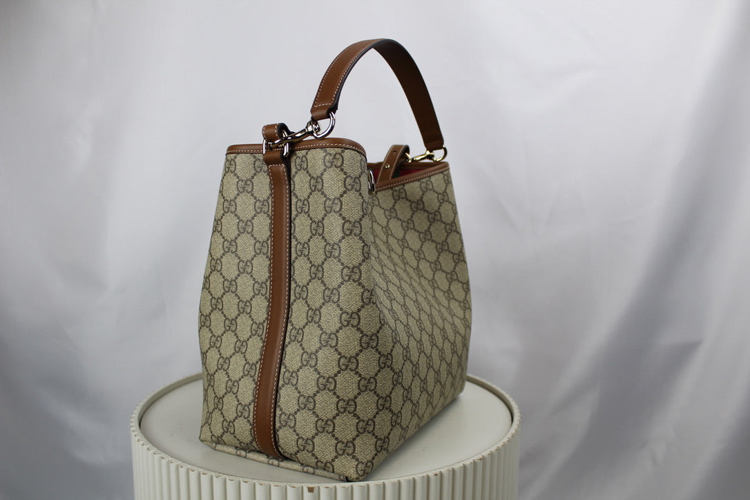 Gucci GG Emblem medium bucket bag