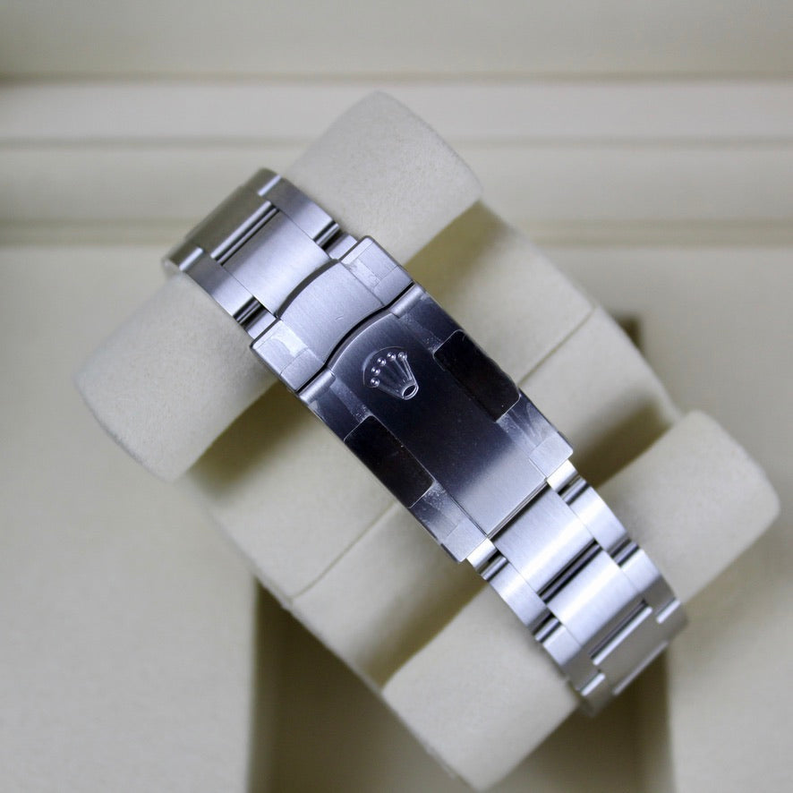 Rolex Oyster Perpetual - 126000