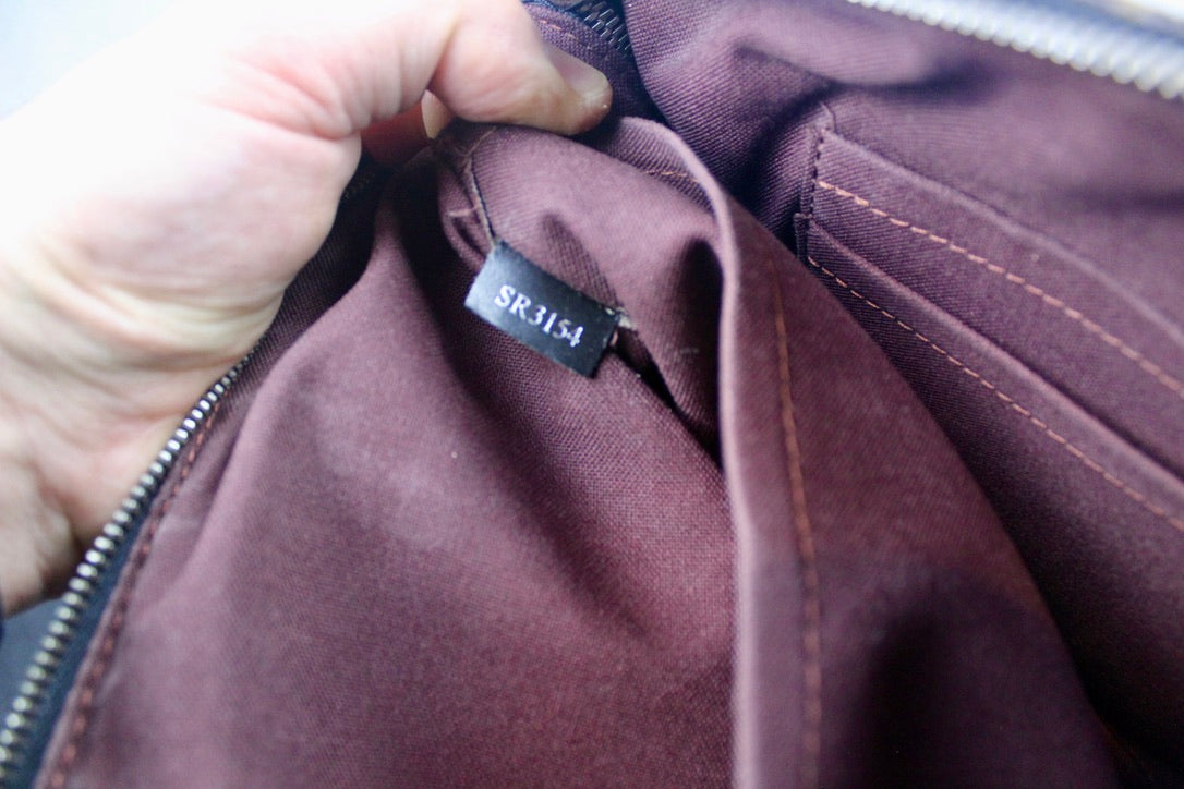 Louis Vuitton Porte Documents Macassar