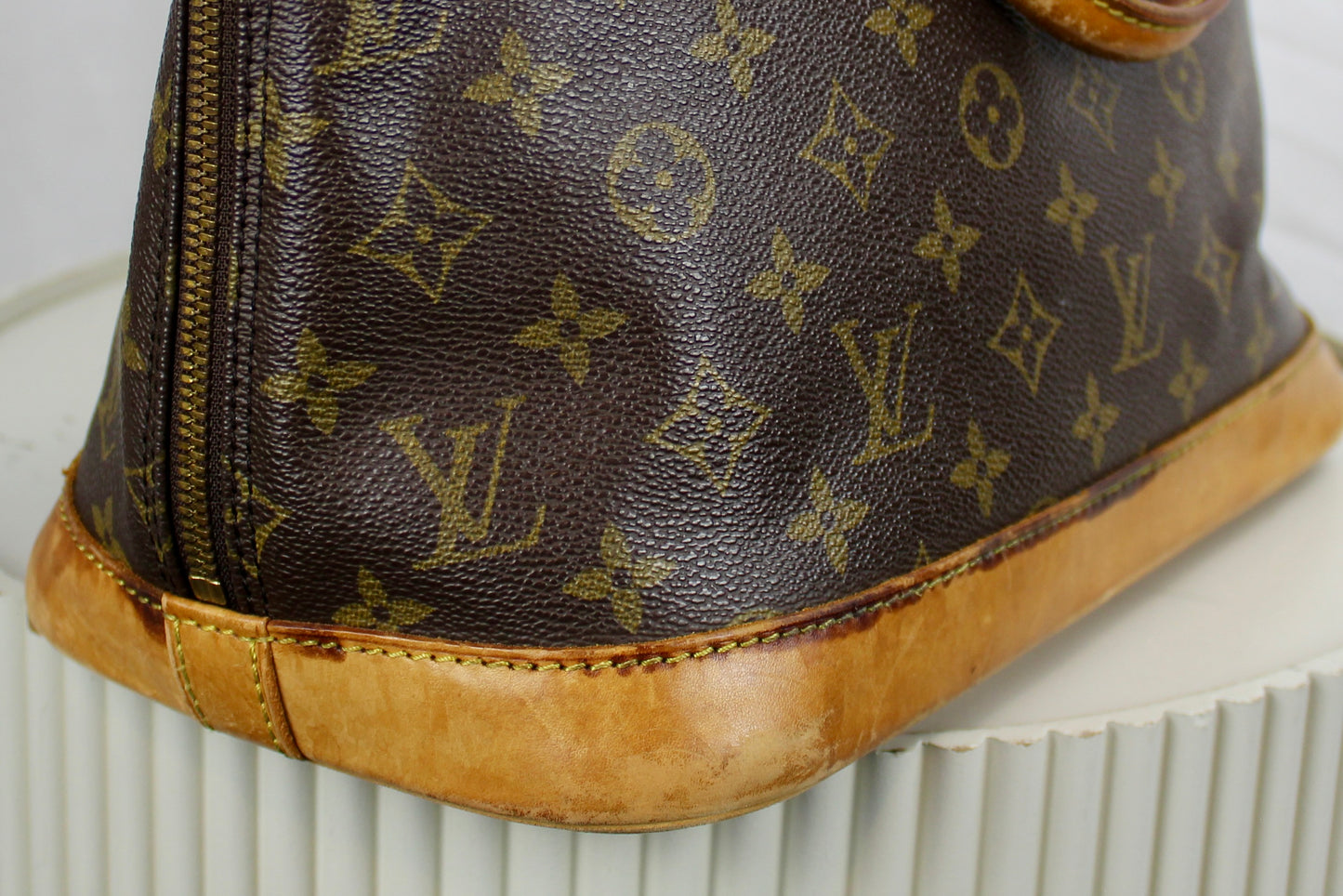 Louis Vuitton Alma
