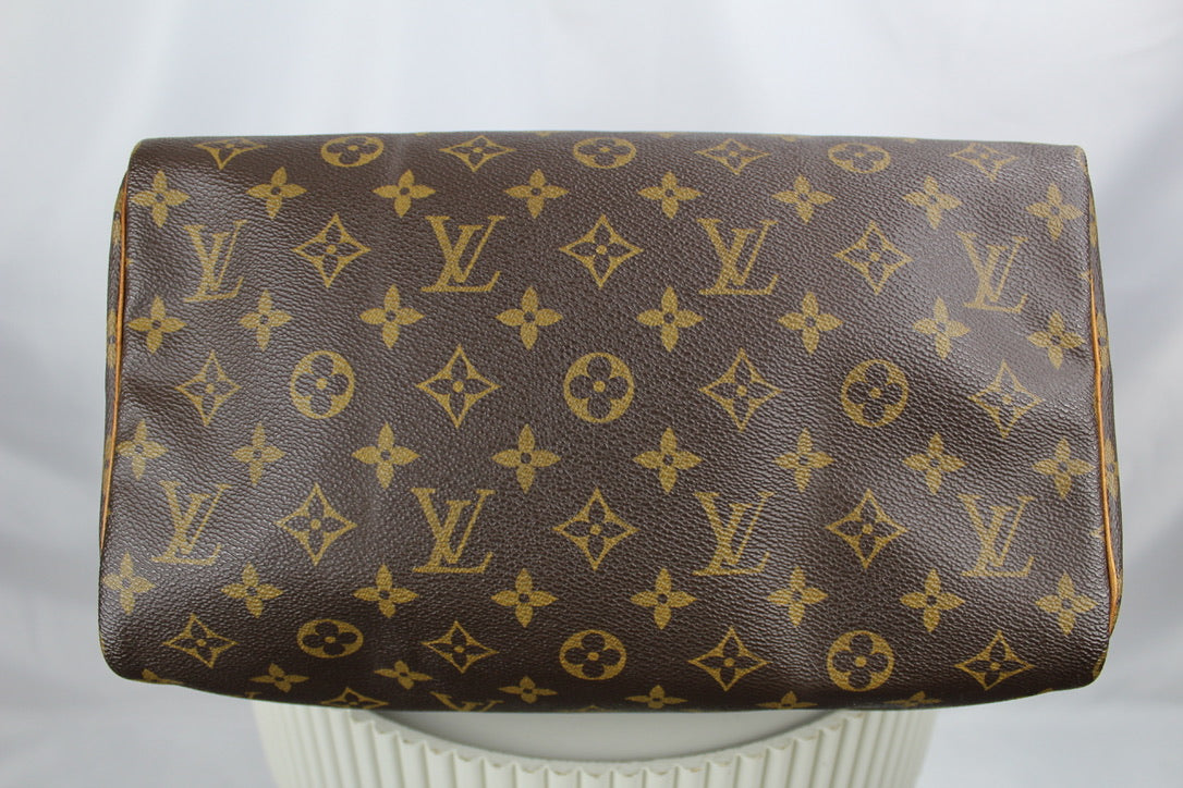 Louis Vuitton Speedy 30