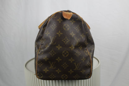 Louis Vuitton Speedy 35