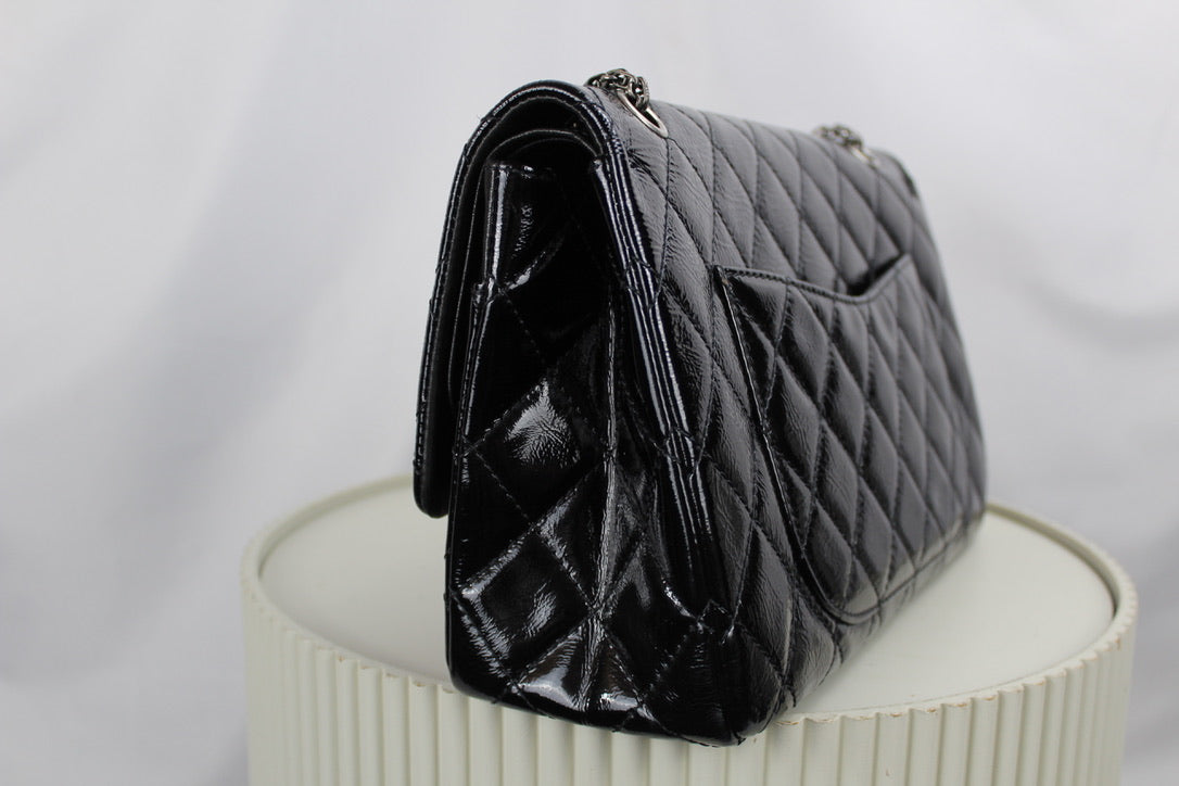 Chanel 2.55 Reissue