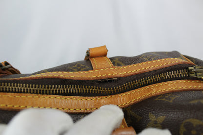 Louis Vuitton Sac Souple 35