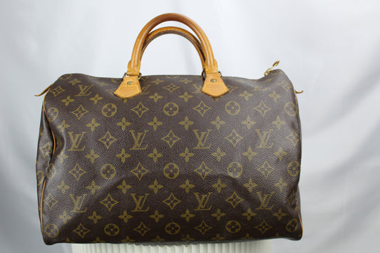 Louis Vuitton Speedy 35