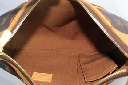 Louis Vuitton Thames PM