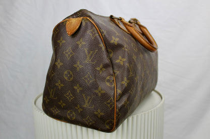 Louis Vuitton Speedy 30