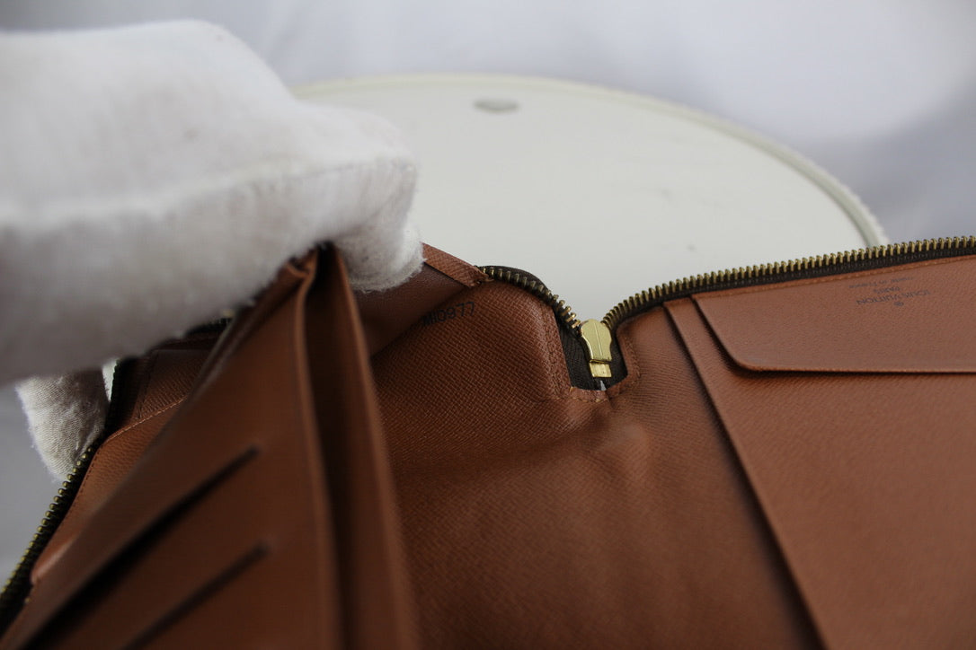 Louis Vuitton Organizer de Voyage