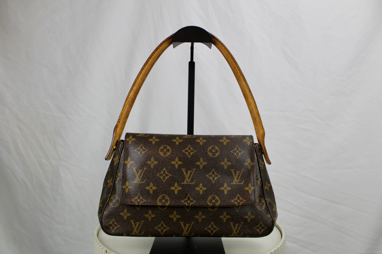 Louis Vuitton Mini Looping