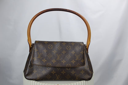 Louis Vuitton Mini Looping