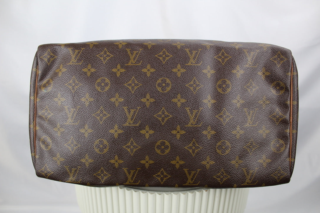Louis Vuitton Speedy 35