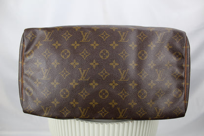 Louis Vuitton Speedy 35