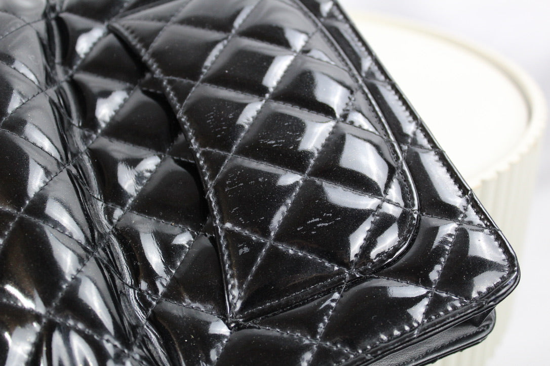 Chanel Wallet on Chain