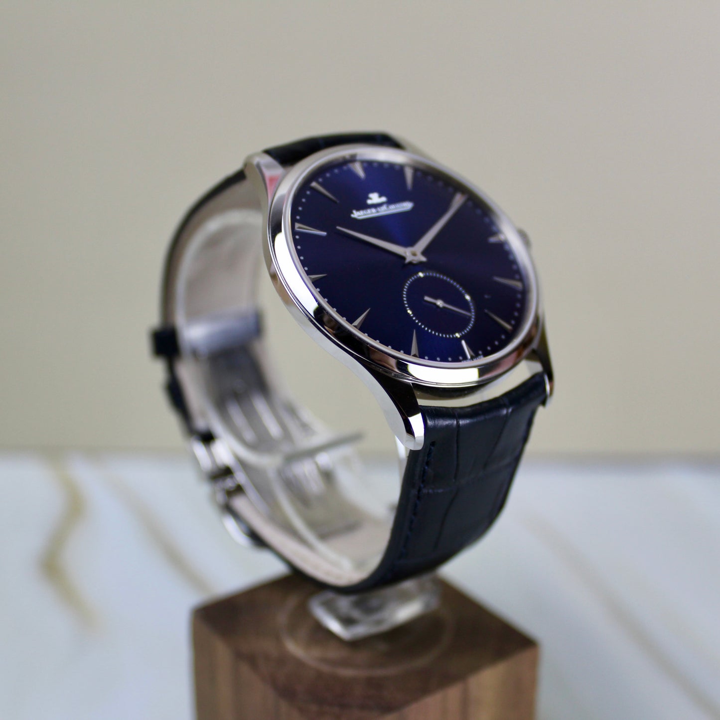 Jaeger LeCoultre Master Grande Ultra Thin - 174.8.90.S