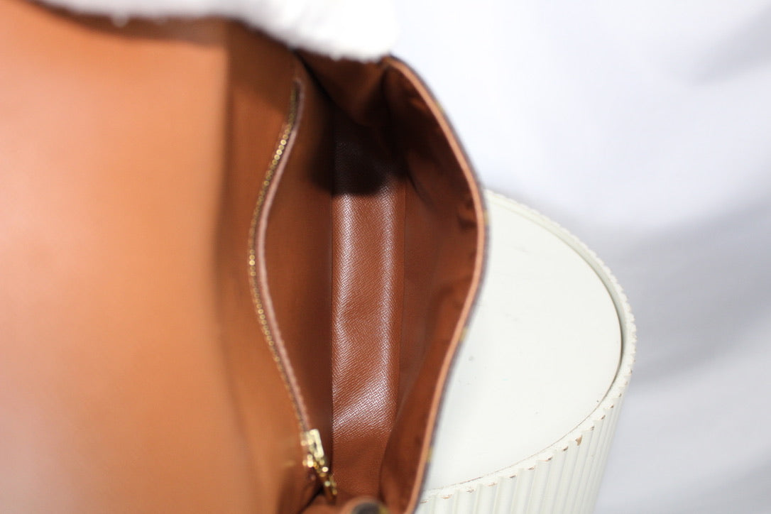 Louis Vuitton Saint Cloud MM