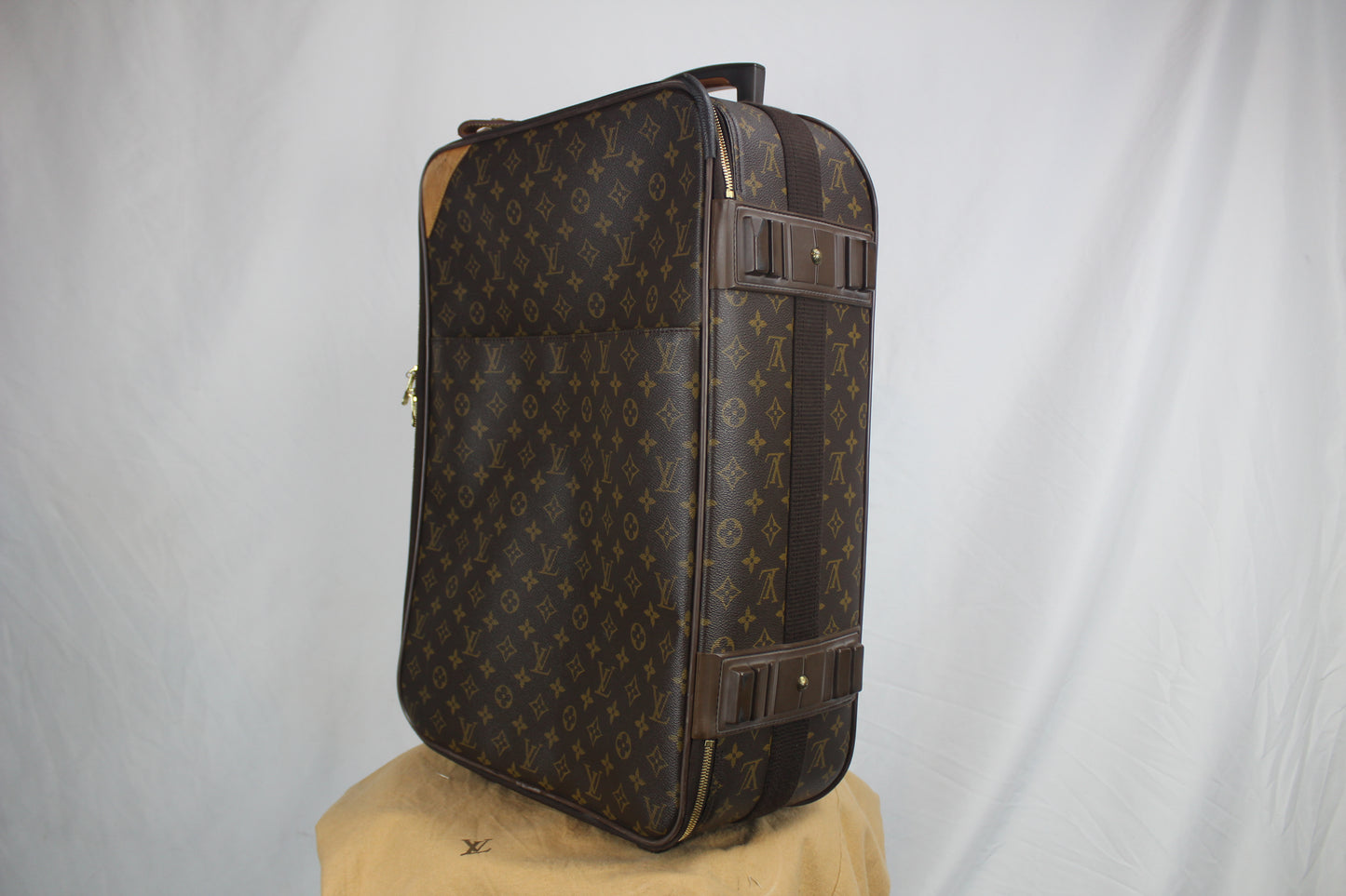 Louis Vuitton Pegase 55