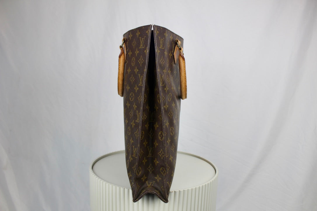 Louis Vuitton Sac Plat