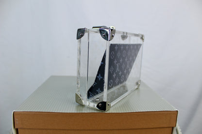 Louis Vuitton Love Message