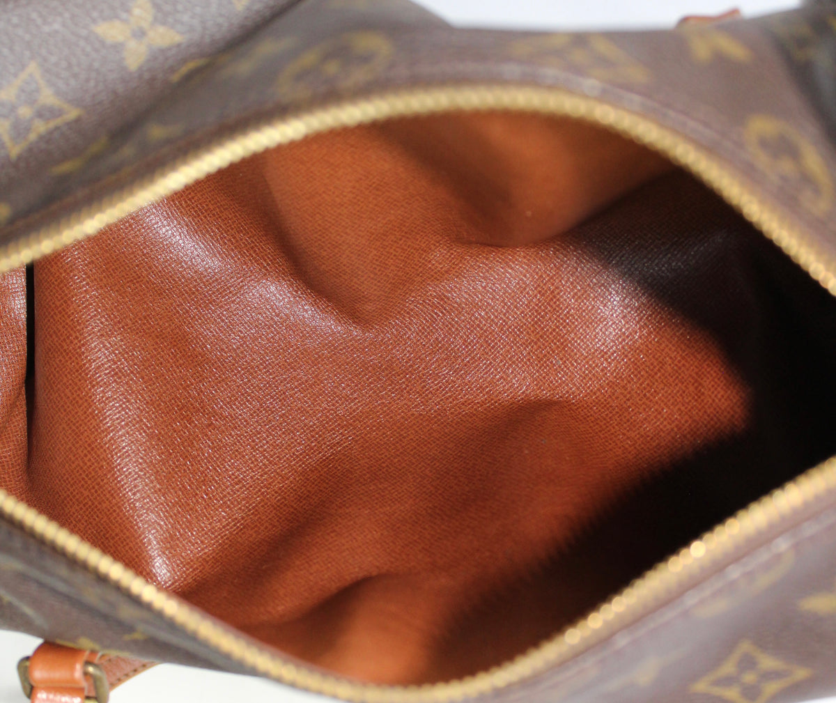 Louis Vuitton Papillon 26
