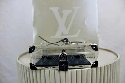 Louis Vuitton Love Message