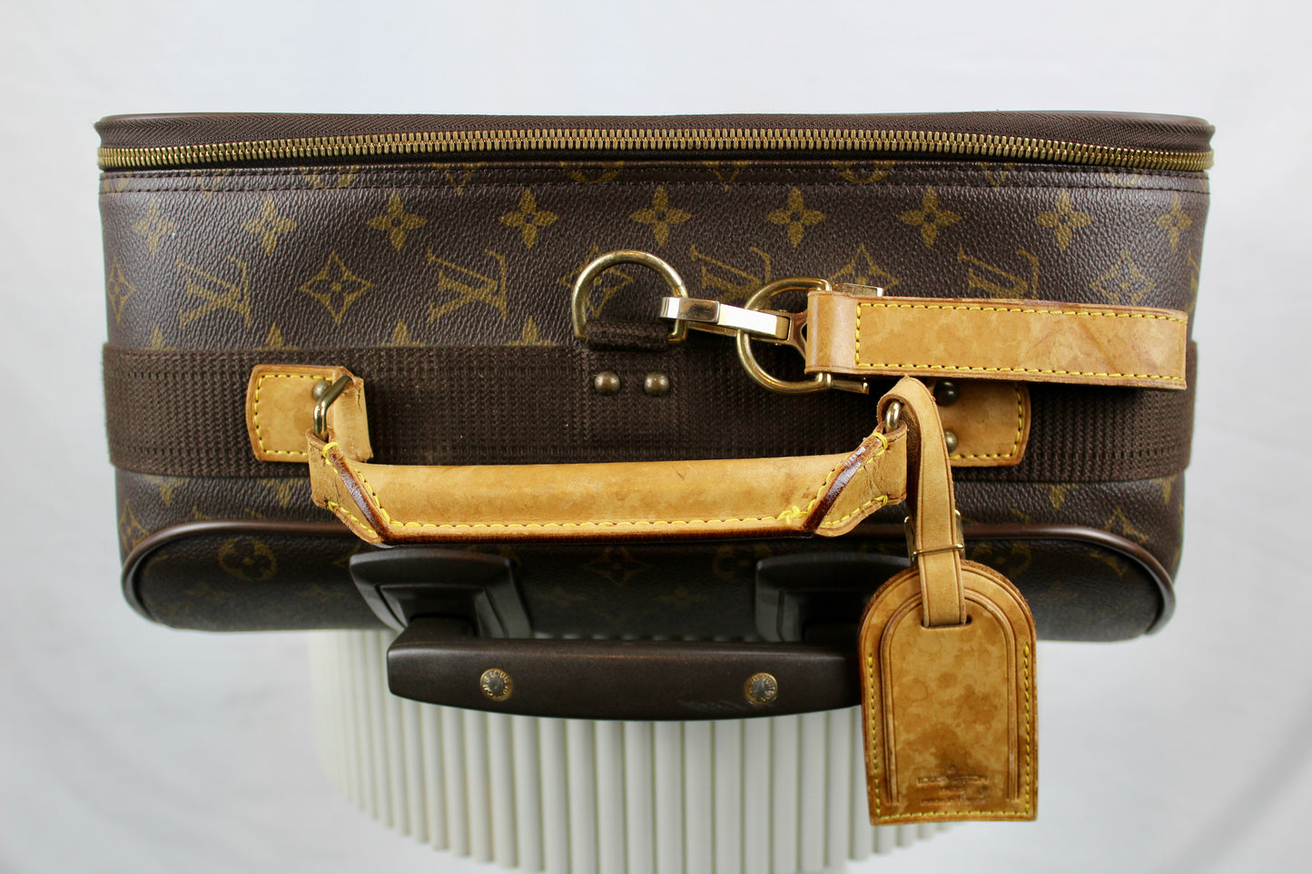 Louis Vuitton Pegasé 60